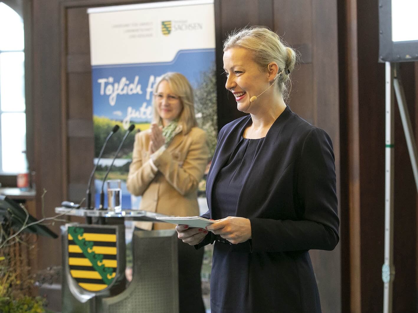 Event Moderatorin Carmen Hentschel moderiert deutschlandweite Roadshow Innovation für Alliance Cisco