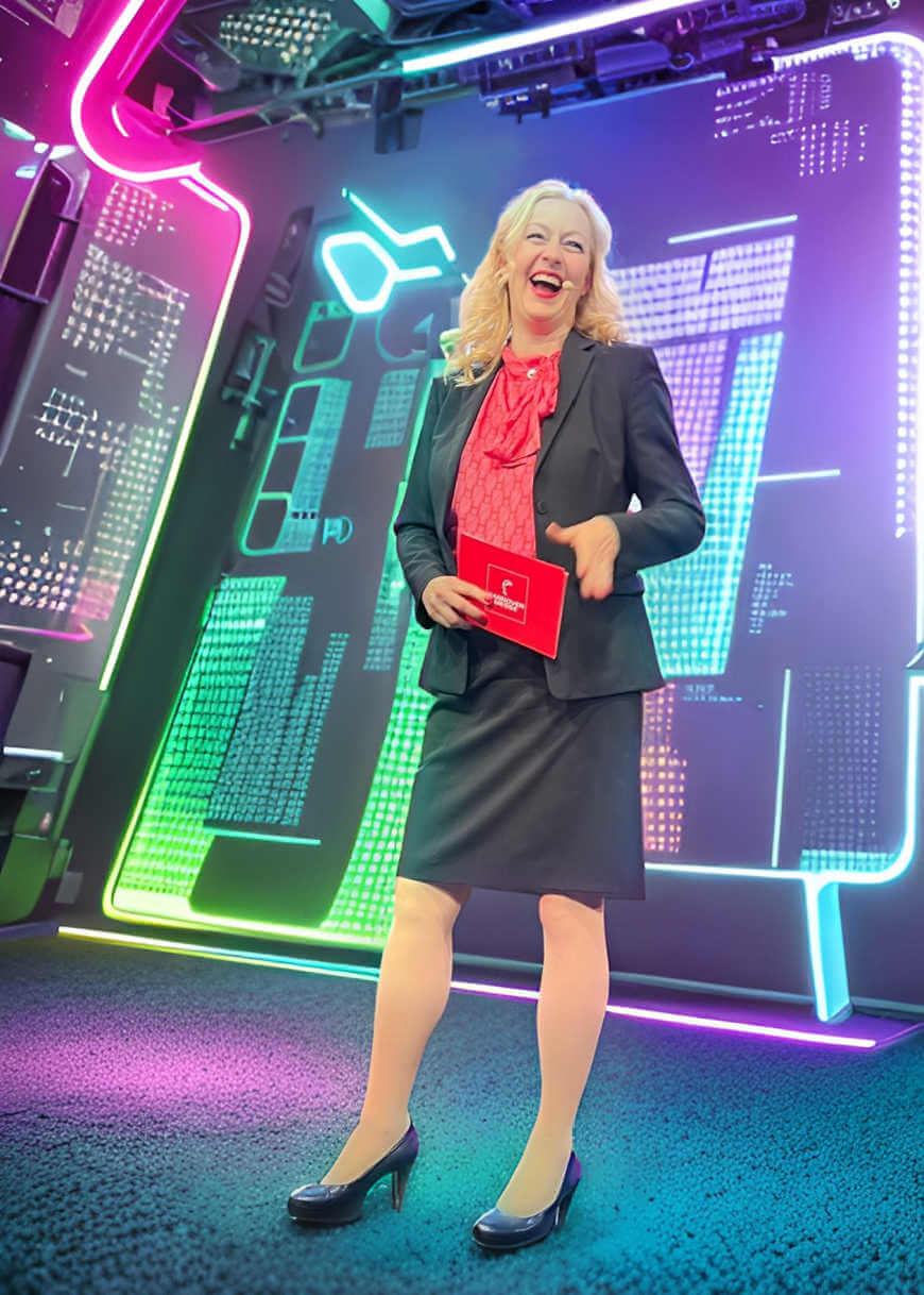 Moderatorin-künstliche-intelligenz-carmen-hentschel-moderation-KI-chatgpt-ai-act moderatorin-metaverse-digitalisierung-carmen-hentschel